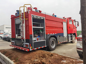 Camion de pompiers 4x2 6000L Euro 6 personnalisé en usine, nouveau véhicule diesel à eau et mousse, portée 60m, 150-250 CV - Product Image 3