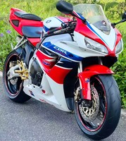 Moto sportive de course Honda1 CBR1000 1000cc à refroidissement liquide, quatre cylindres, EFI, haute vitesse, maniabilité stable
