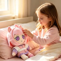 Poupée en peluche personnalisée OEM, jouet en peluche doux et respectueux de la peau, mascotte sur mesure pour l'affichage, figurine en peluche