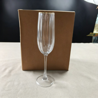 Verre à champagne vintage côtelé avec bord doré, verres à vin mousseux durables, compatibles lave-vaisselle, idéal pour les toast d'anniversaire