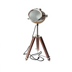 Foco de Piso Cromado de Diseño Industrial con Trípode Ajustable, Acabado Níquel y Marrón, LED 5000K, Estilo Retro Hecho a Mano - Product Image 5