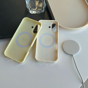 Custodia Magnetica con Sensore Cutaneo per <span class=keywords><strong>iPhone</strong></span> 16 Pro Max, Protezione Antiurto con Fori Grandi, Cover Morbida in TPU per <span class=keywords><strong>iPhone</strong></span> 17 - Product Image 6