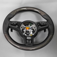 Maßgefertigtes Carbon-Lenkrad mit Nieten für Macan Taycan Carrera GT 996 987 918 997.1 991.2