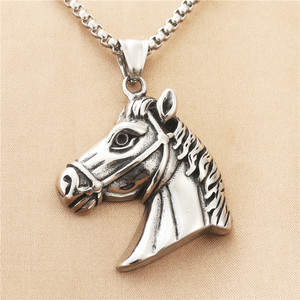 Yunnique Collier avec pendentif cheval en acier inoxydable pour homme, design animal rétro, style géométrique 190112 - Product Image 1