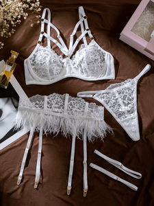 ชุดชั้นในเซ็กซี่สีขาวปักลายลูกไม้สี่ชิ้น สไตล์ยุโรปและอเมริกา แฟชั่นผู้หญิงยอดนิยม ผลิตภัณฑ์ใหม่ - Product Image 6