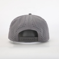 Chapeau de sport à bord plat à 7 panneaux avec logo brodé de haute qualité OEM, casquette de relance en polyester grise personnalisée pour hommes et femmes, chapeau de vente en gros