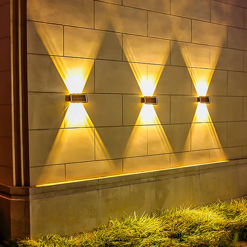 Popular Minimalism Hot Sale Villa Wall Outdoor 6led Solar Led Garden Lights Light Sensor Waterproof Lighting