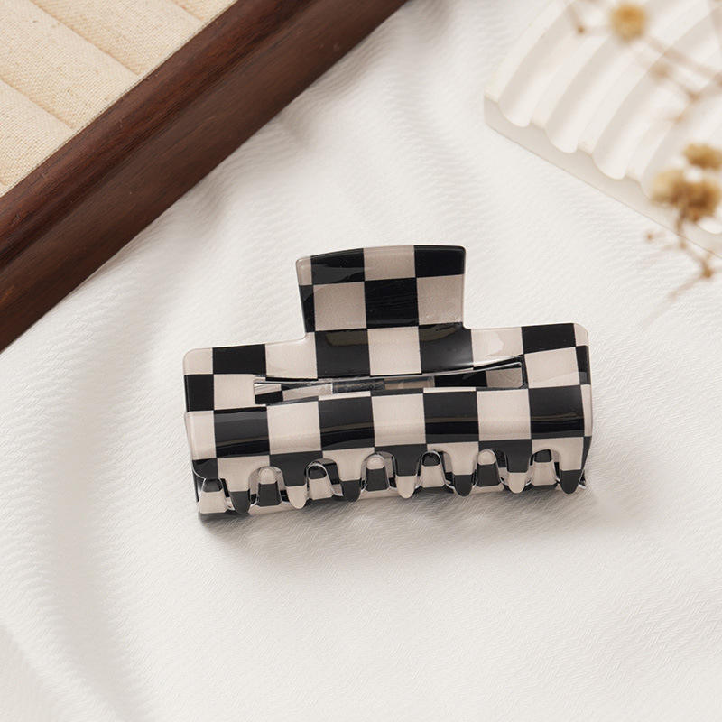 ตารางขาวดำ