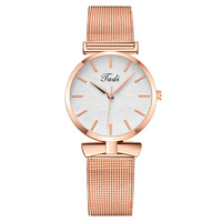 Montre à quartz pour femme avec nœud papillon, bracelet en acrylique, écologique, tendance, best-seller du commerce extérieur, vente en gros d'usine
