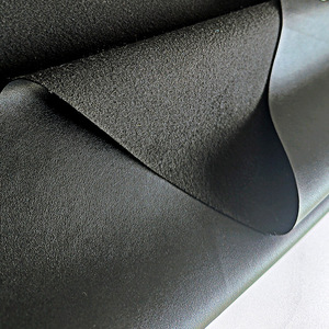 Cuir synthétique PVC à dos en polaire, grain fin, noir, simili cuir pour chaussures, sacs, ameublement - Product Image 5
