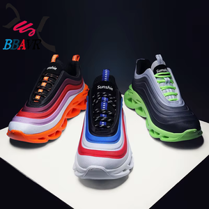 Chaussures de sport décontractées pour hommes, respirantes, à semelle souple, motif arc-en-ciel, grandes tailles, baskets de court, tendance mode printemps-automne - Product Image 2