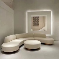 Arco moderno de lujo para el hogar, muebles de sala de estar, tela de terciopelo, sección grande, conjunto de sofá redondo con modelado de Luna para apartamentos, hoteles