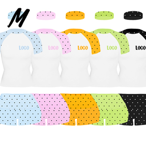 Set Due Pezzi con Logo Personalizzato a Pois Stile Y2k, Abbigliamento Donna in Cotone, T-Shirt a Maniche Corte con Pantaloncini Pieghevoli, Set Loungewear da Donna - Product Image 1
