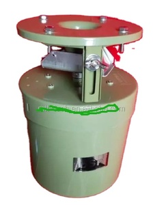 HU-23 Professioneller Wildtierfütterer All-in-One 6V/12V Metall-Drehplatte Verstellbare Halterung Grüne Schwerkraft-Wildtierfütterer - Product Image 2