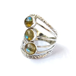 Bague en labradorite, argent sterling 925, bague en pierre précieuse, labradorite, collection artisanale, bagues fines, bijoux en argent, prix de gros - Product Image 1