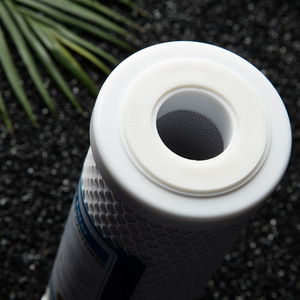 Élément filtrant en charbon actif sinterisé de 10 pouces, cartouche de purificateur d'eau CTO en maille de charbon compressé - Product Image 1