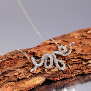 Collar de Cadena con Dije de Serpiente Espiral de Metal Chapado en Oro para Hombre, Estilo Punk, Amuleto de la Suerte con Animal Trenzado Personalizado, Accesorio para Chico - Product Image 2