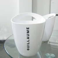 Seau à glace portable en plastique givré de haute qualité 3,3 L avec poignées robustes, couleur personnalisable, design moderne pour service de bar et refroidissement
