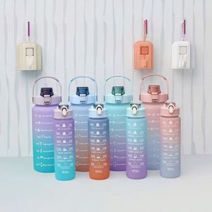 Vaso de Agua con Degradado de Color Universal, Diseño Simple, Gran Capacidad, Antiderrames, Popular entre Celebridades de Internet y Maestros, Ideal para Actividades al Aire Libre - Product Image 3