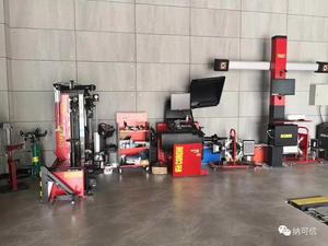 Italia <span class=keywords><strong>CORGHI</strong></span> auto pneumatico estrattore di pneumatici Alla Griglia macchina <span class=keywords><strong>corghi</strong></span> UN 2025LL <span class=keywords><strong>smontagomme</strong></span> macchina attrezzature prezzo per la vendita - Product Image 3