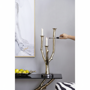Impresionante candelabro de aluminio con acabado pulido diseñado para velas perfumadas de fragancia para el hogar y mejora el ambiente del spa - Product Image 1