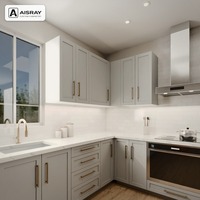 Ensemble complet d'armoires de cuisine en PVC thermoformé, aménagement en L style Shaker, dimensions personnalisées, rangement par tiroirs et boîtes en panneaux de particules