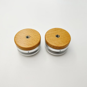 Kit Affumicatore per Whiskey e Bourbon in Legno e Metallo, Realizzato con Acero, Sapele, Rovere Rosso, Pino, Zebra Acacia, Ormosia, Hosiei, Legno di Loto - Product Image 4