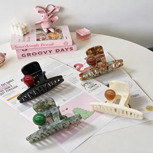 مشبك شعر يدوي الصنع من الأسيتات واللؤلؤ بألوان عصرية وتصميم كلاسيكي متعدد الاستخدامات، مشبك أنيق وبسيط وراقي - Product Image 1