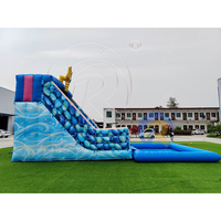 Toboggan aquatique gonflable géant Ocean Trident à double piste, texture ondulée, toboggan aquatique géant pour piscine, pour adultes et enfants, location commerciale
