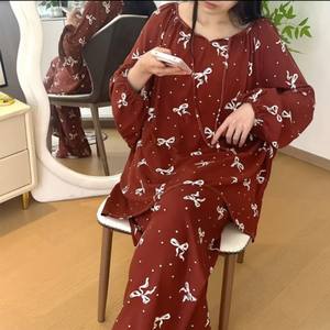 Ensemble <span class=keywords><strong>de</strong></span> Pyjama d'Été Ample et Respirant pour Femme – Taille Élastique, Logo Avant, Manches Longues, Tenue d'Intérieur Décontractée - Product Image 2