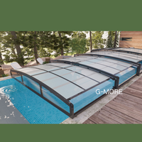Einziehbare Schiebe-Schwimmbadüberdachung aus Aluminium und Polycarbonat, Gebogene Poolabdeckung