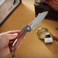 Couteau de poche Damas personnalisé avec manche en bois de rose, couteau tactique de chasse en plein air EDC avec étui en cuir italien sculpté à la main