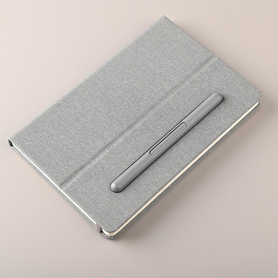 Gris