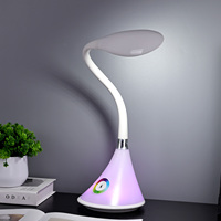 Lampe de bureau LED moderne à intensité variable avec commande tactile, lumière du jour 5000K, connectivité Type-C pour chambre à coucher/salle de lecture