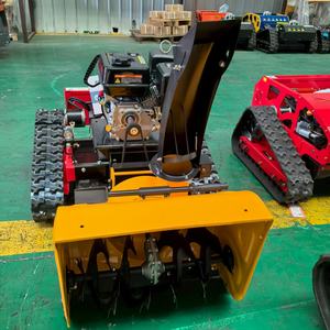 สนาม<span class=keywords><strong>หญ้า</strong></span>ที่มีใบมีดตีนตะขาบเหมาะสำหรับเทย์เลอร์ภูมิประเทศไม่เรียบมีความสามารถในการปีนเขาที่แข็งแกร่งพร้อม<span class=keywords><strong>เครื่อง</strong></span>เป่าหิมะ - Product Image 4