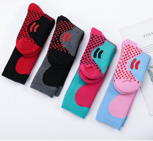 Chaussettes <span class=keywords><strong>de</strong></span> <span class=keywords><strong>ski</strong></span> professionnelles enfants épaissi hiver chaud extérieur Long Tube alpinisme sport chaussettes <span class=keywords><strong>de</strong></span> <span class=keywords><strong>ski</strong></span> - Product Image 5
