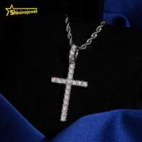 Pendentif Croix en Diamant de Laboratoire Personnalisé en Argent Massif 925 Plaqué Or, Breloques Croix en Diamants de Laboratoire HPHT, Bijoux Iced Out