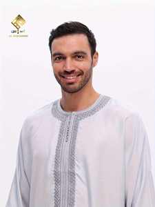 Robe de prière Al Haramain pour homme en coton blanc, manches trois-quarts, longueur au sol, style Moyen-Orient modeste, élégante et tribale - Product Image 4