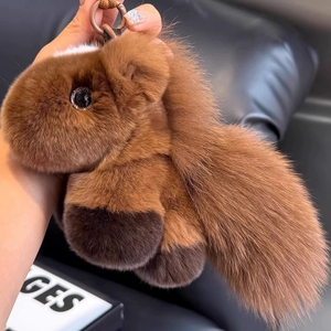 Haute qualité en gros luxe réel Rex lapin fourrure cheval en peluche porte-clés pendentif personnalisé chevaux en peluche jouets en peluche pour cadeau - Product Image 4