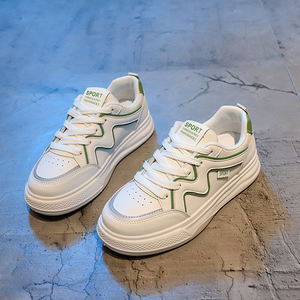 Chaussures plates polyvalentes à semelle épaisse blanches à lacets respirantes pour étudiantes, style décontracté et sportif, vente en gros - Product Image 2