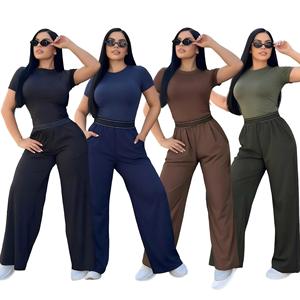 Ensemble de sport pour femmes, manches courtes, col rond, imprimé lettres, polyester et coton, pantalon large à jambes longues, tenue décontractée et confortable - Product Image 2