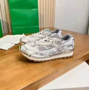 Dropshipping Zapatillas de deporte de moda de alta calidad Moda Unisex Zapatos de estilo para caminar Nuevos estilos Zapatillas de deporte de diseñador Zapatos Hombres - Product Image 3