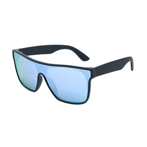 Мужские солнцезащитные очки с поляризованными линзами - Product Image 3