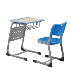 家具耐久性のあるシングルスクールテーブルと椅子モダン教室用