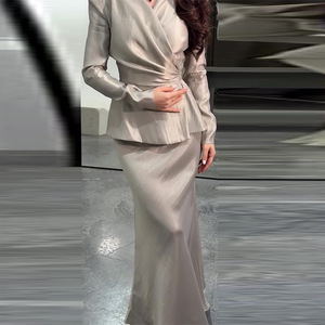 Conjunto de 2 Piezas para Mujer: Top Plisado de Manga Larga con Lazo Lateral y Falda Elegante a Media Pierna - Product Image 5