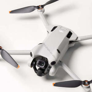 Dron Plegable DJI Mini 4 Pro 4K HDR con Control Remoto RC 2 (con Pantalla) Fly More Combo Plus - Product Image 4