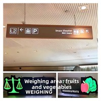 Panneaux suspendus lumineux à LED en aluminium sur mesure, formes personnalisables pour la publicité directionnelle, utilisation en parking souterrain