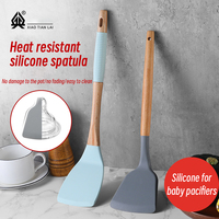Ensemble d'ustensiles de cuisine en silicone avec manche en bois Gadgets d'ustensiles de cuisine résistants à la chaleur Accessoires de cuisine antiadhésifs