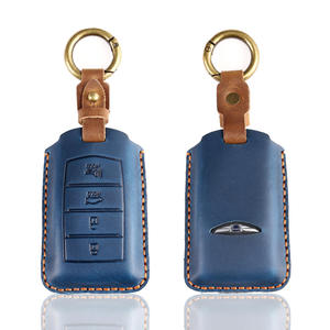 เคสกุญแจรถยนต์ เหมาะสำหรับกุญแจฮุนไดเจเนซิสรุ่นเก่า ทำจากหนังวัวชั้นบนสุด ทำด้วยมืออย่างแท้จริง - Product Image 5