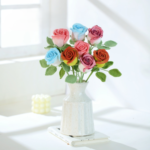 Fiori Artificiali all'Uncinetto Fatti a Mano: Rose, Tulipani, <span class=keywords><strong>Violette</strong></span> e Lavande - Eleganti Regali per Festival e Decorazioni per la Casa - Product Image 1